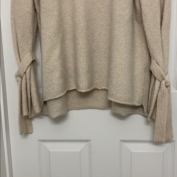 Sweater - Picture 3 of 5